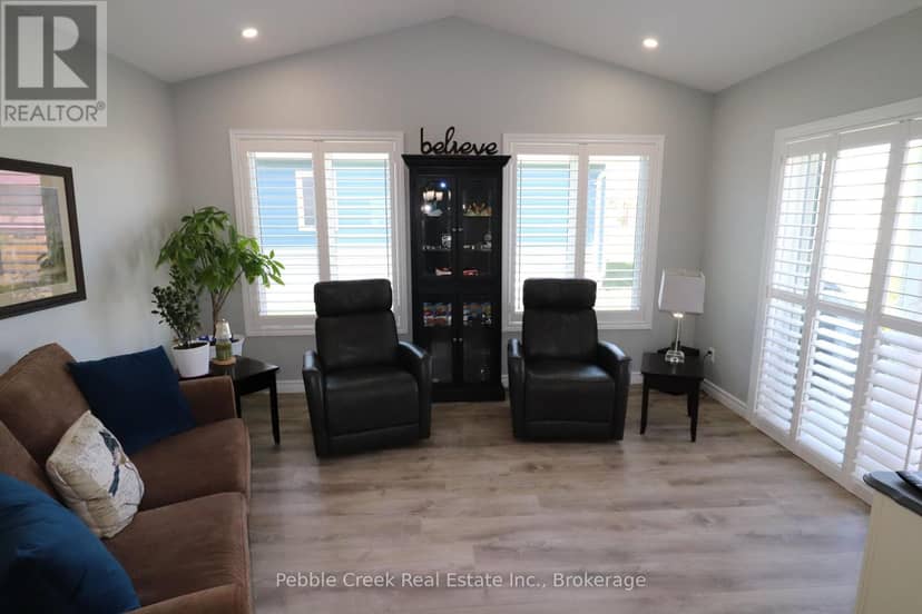 179 Lake Breeze Drive — photo 14 of 40