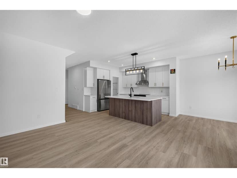 7722 174A AV NW, Edmonton, photo 8