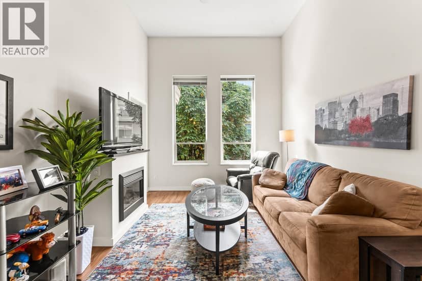 402 245 ROSS DRIVE, New Westminster, photo 2
