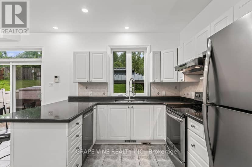 105 Rowallen Place — photo 14 of 40