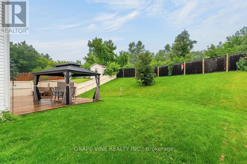 105 Rowallen Place — photo 37 of 40