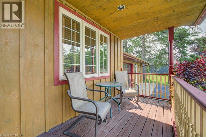 1249 NOTRE DAME Drive, Petersburg, photo 3