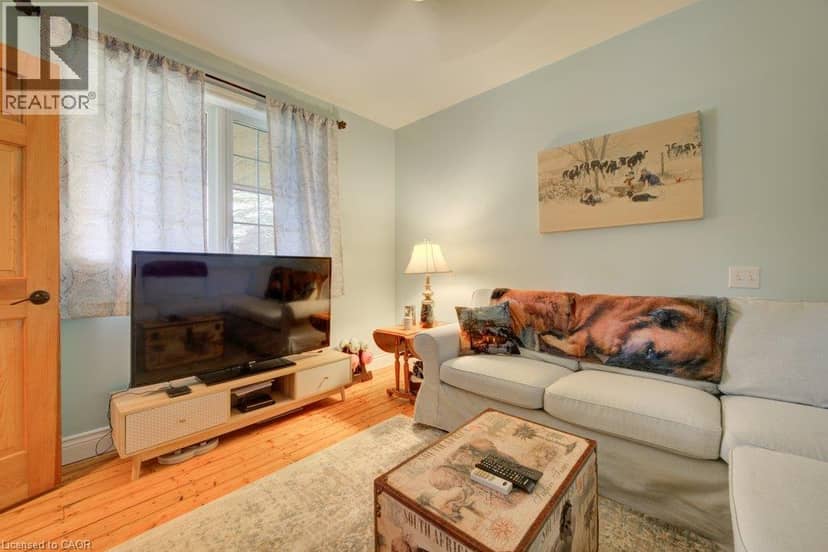 1249 NOTRE DAME Drive, Petersburg, photo 5