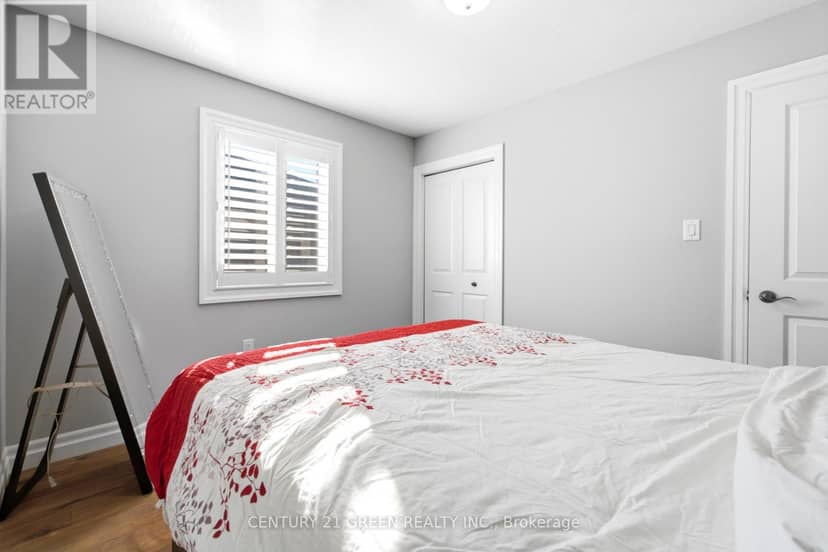 2824 Doyle Drive — photo 33 of 40