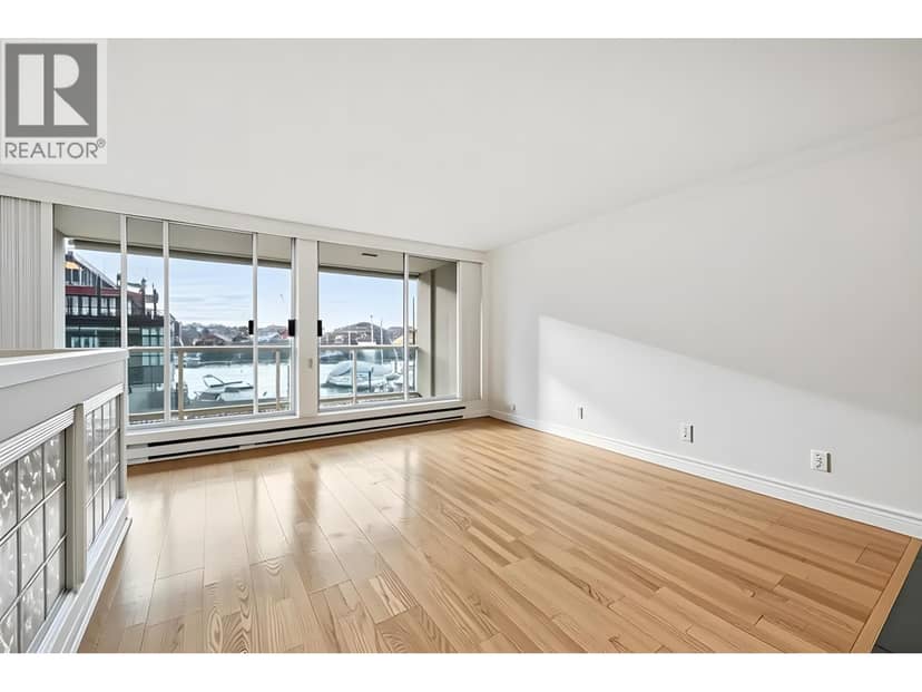 205 1600 HOWE STREET, Vancouver, photo 2