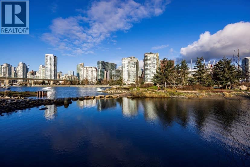 208 1616 COLUMBIA STREET, Vancouver, photo 2