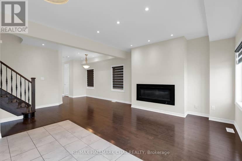 264 Russell Street — photo 13 of 33