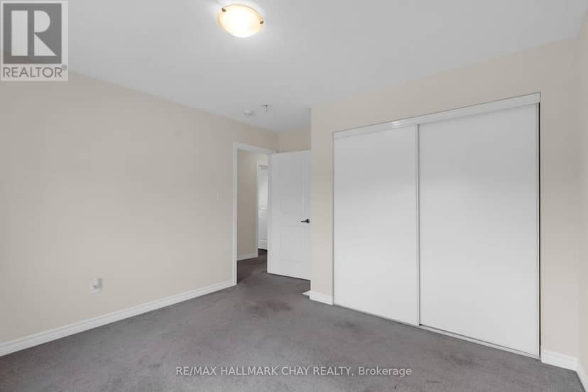 264 Russell Street — photo 28 of 33