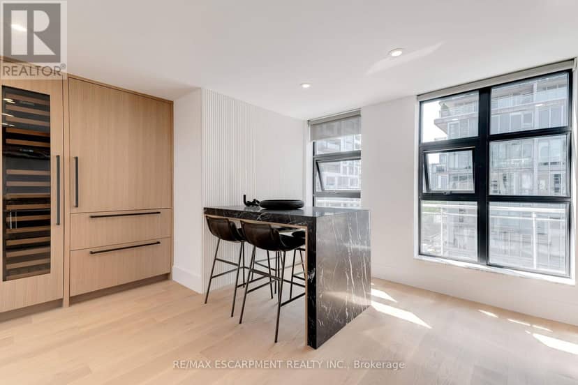 PH1 - 20 Niagara Street — photo 15 of 40