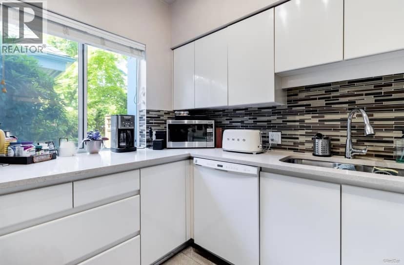 204 3188 CAMOSUN STREET, Vancouver, photo 4