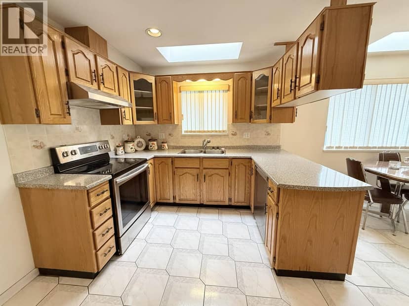 2458 E 5TH AVENUE, Vancouver, photo 4