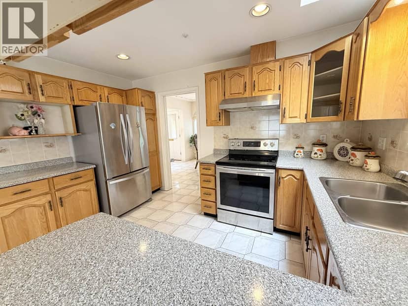 2458 E 5TH AVENUE, Vancouver, photo 5