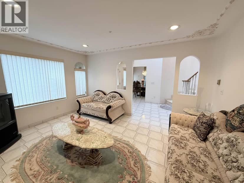 2458 E 5TH AVENUE, Vancouver, photo 3