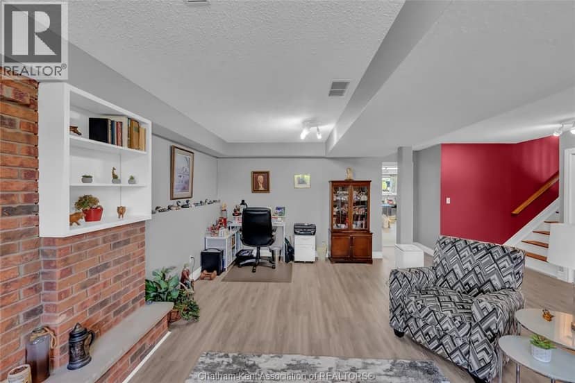 28 Campbell STREET — photo 36 of 40