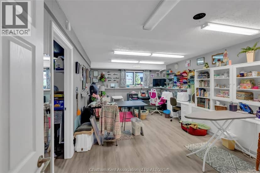 28 Campbell STREET — photo 40 of 40