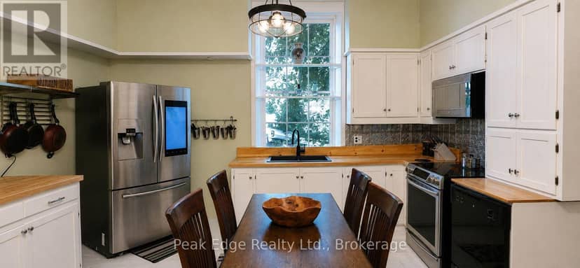 4 George Street — photo 2 of 40