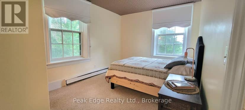 4 George Street — photo 25 of 40