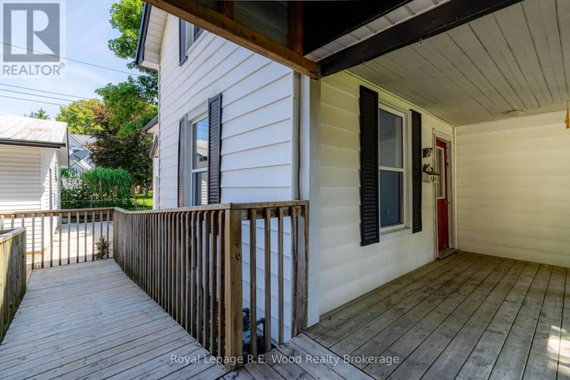 311 Talbot Street E — photo 4 of 31