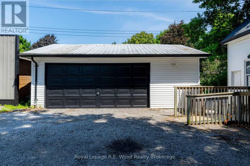 311 Talbot Street E — photo 6 of 31