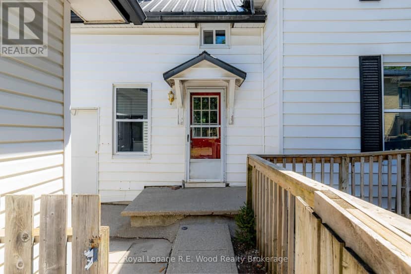 311 Talbot Street E — photo 7 of 31