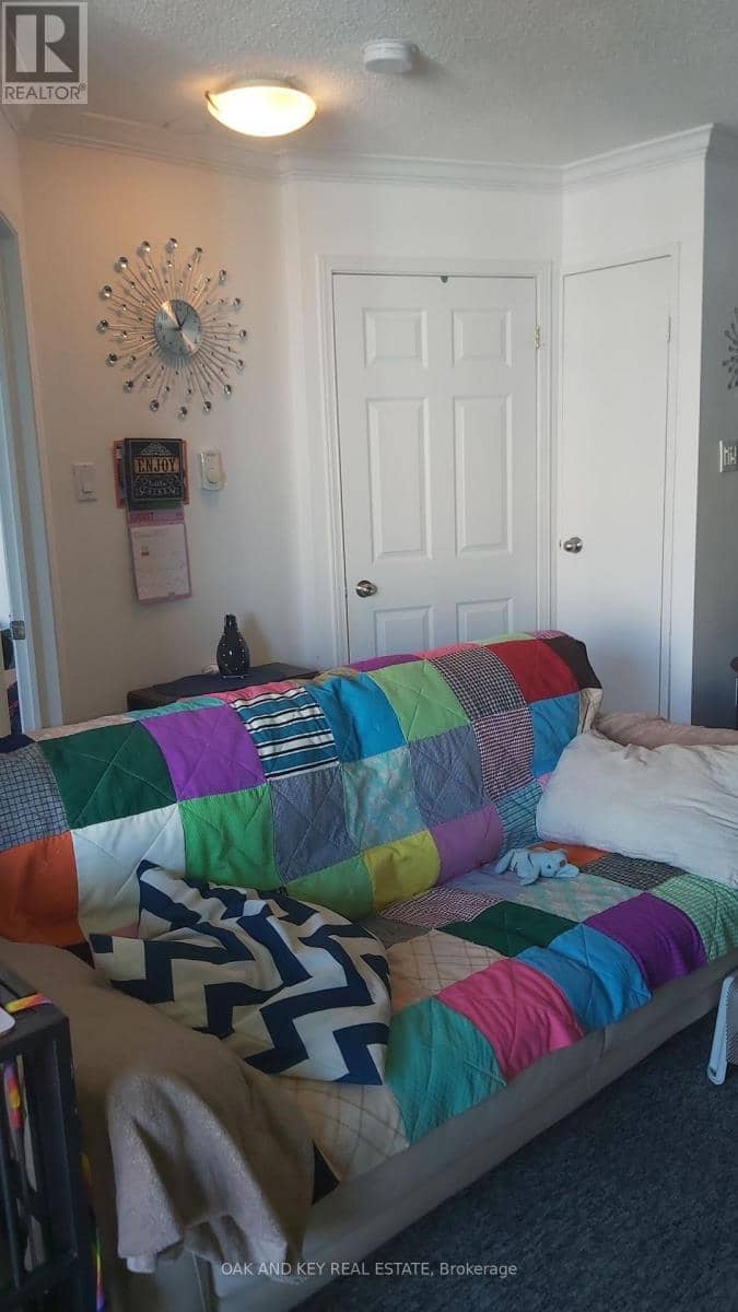 703 - 75 Huxley Street, London South, photo 7
