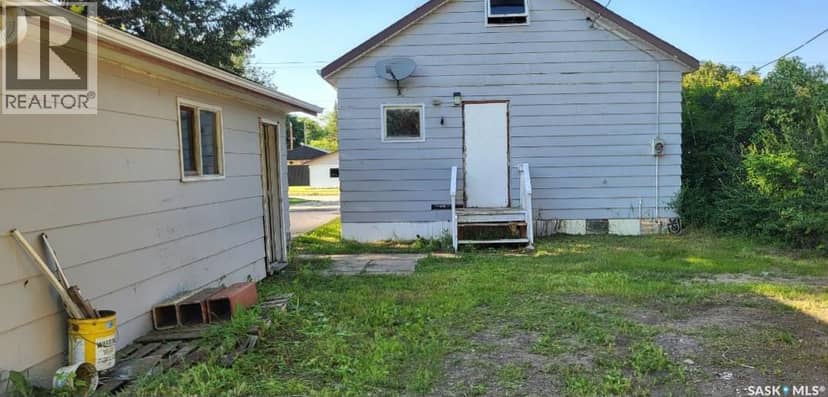 539 Highway AVENUE E — photo 3 of 5