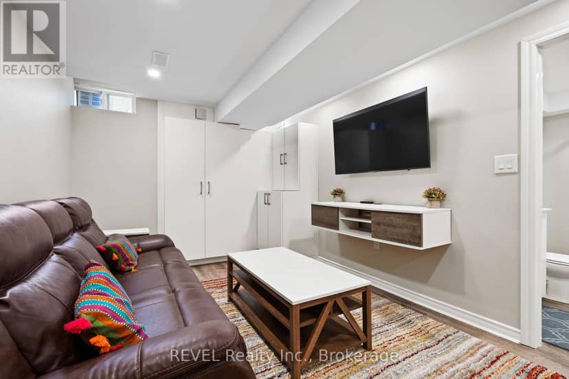 25 Colonel Lyall Street — photo 20 of 33