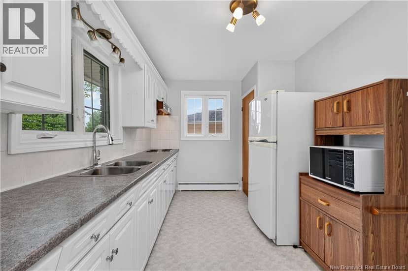 34 Smith Street — photo 12 of 40