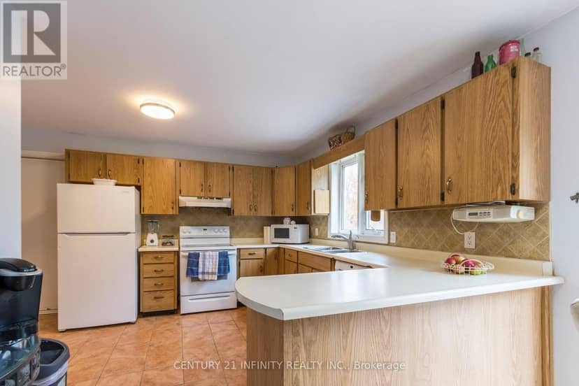 460 Pigden Road — photo 16 of 34