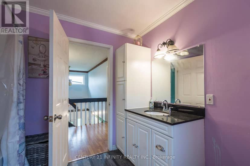 460 Pigden Road — photo 29 of 34
