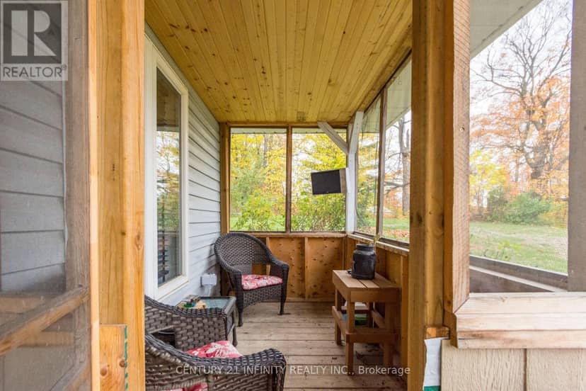 460 Pigden Road — photo 32 of 34