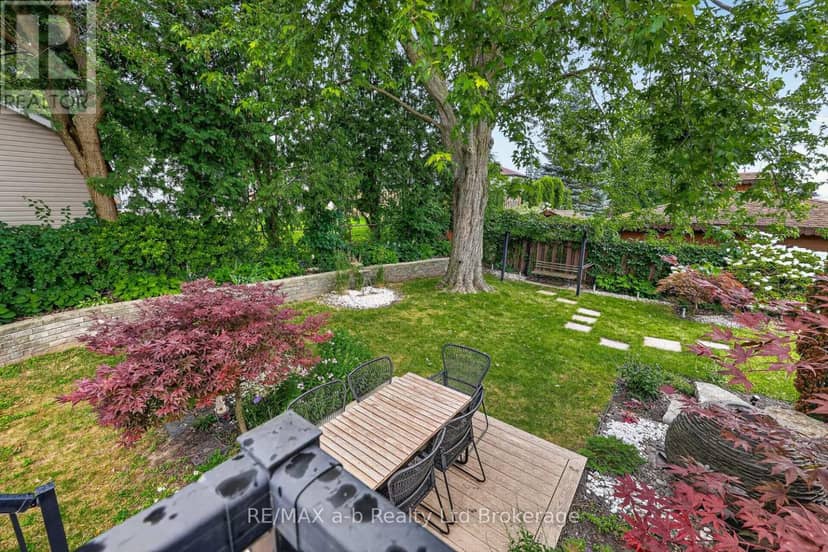11 Princess Park Road — photo 13 of 40