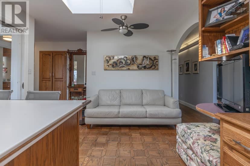 89 Pond Road — photo 16 of 36