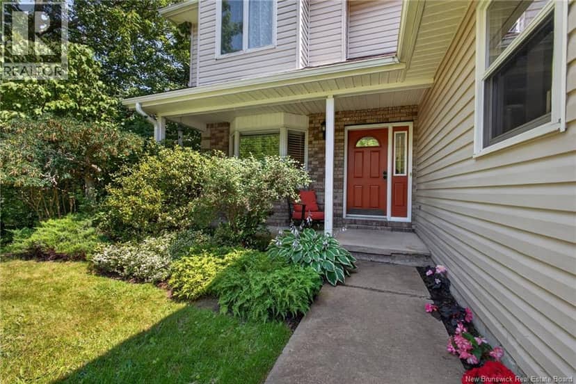 94 Sandalwood Drive — photo 3 of 40