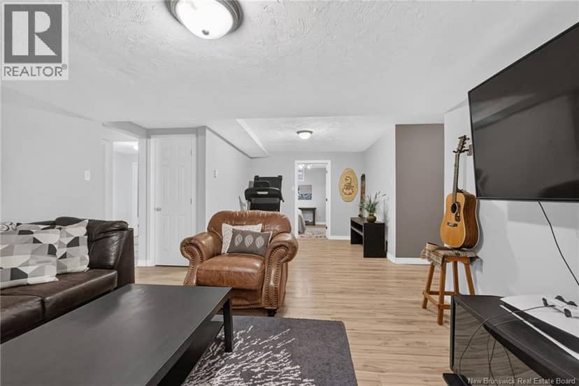 94 Sandalwood Drive — photo 34 of 40