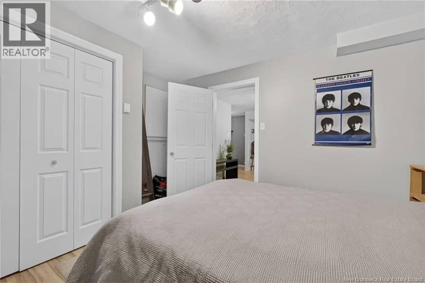 94 Sandalwood Drive — photo 36 of 40