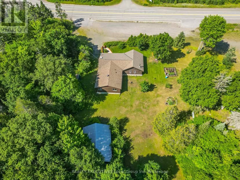 2899 Highway 11 N, Temagami, photo 7