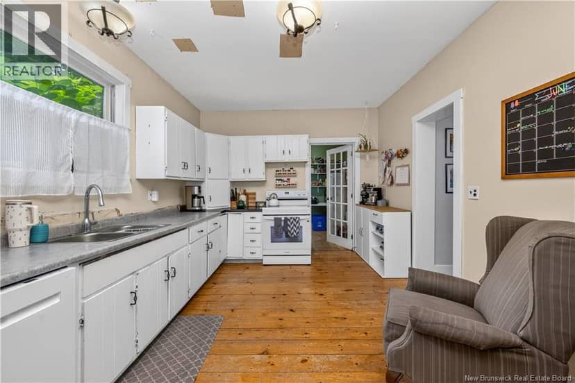3010 Main Street — photo 14 of 40