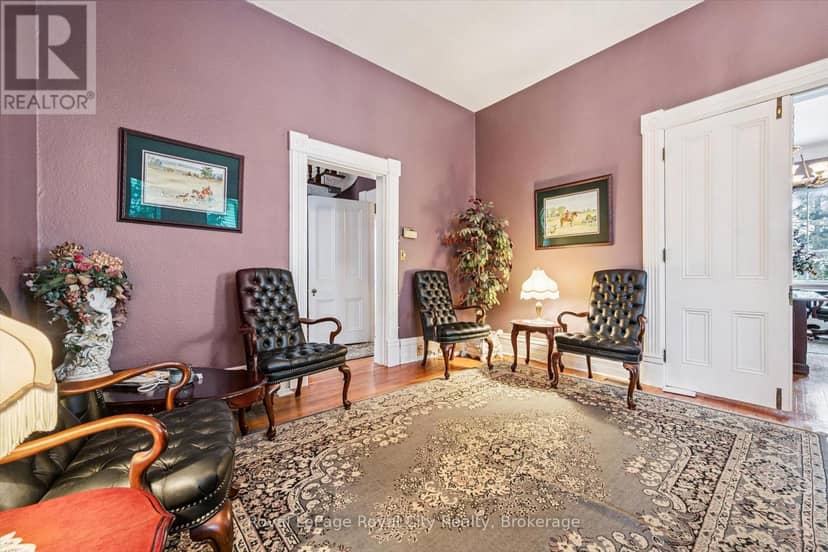 143 Norfolk Street — photo 6 of 40