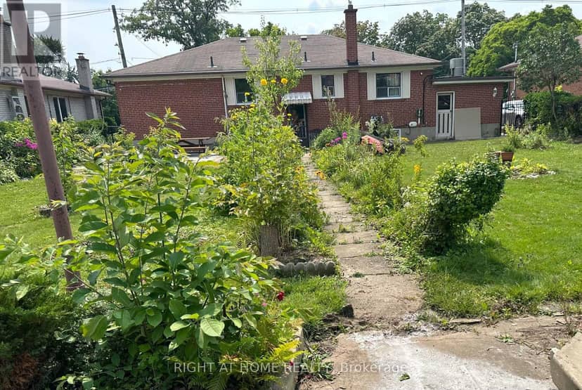 309 Queen Mary Drive — photo 19 of 22