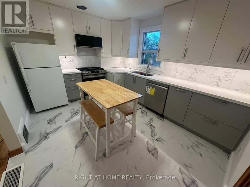 309 Queen Mary Drive — photo 7 of 22