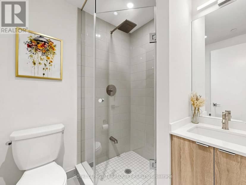 612 - 840 St Clair Avenue W — photo 8 of 23