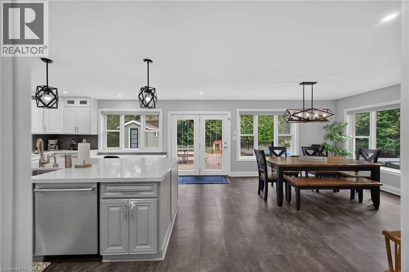 161 LLOYMINN Avenue — photo 10 of 40
