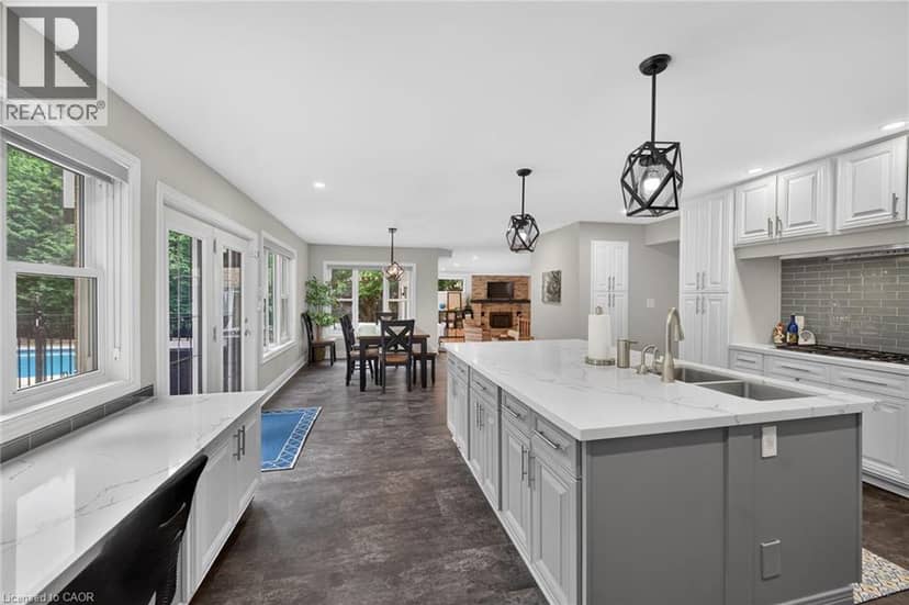 161 LLOYMINN Avenue — photo 13 of 40