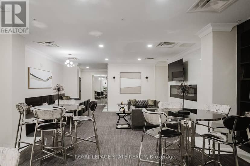 LPH13 - 118 King Street E — photo 36 of 40