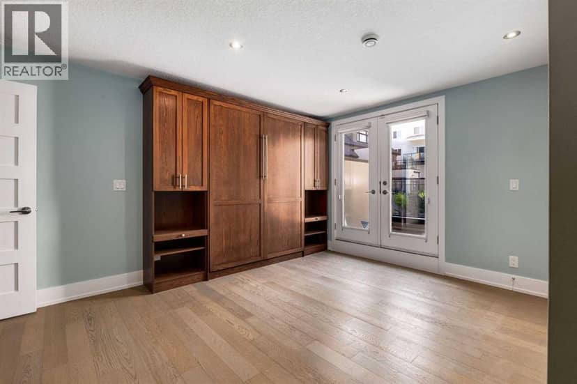 1513 23 Avenue SW — photo 32 of 40