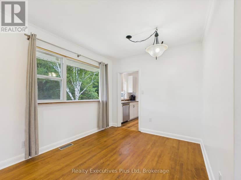 29 Queen Street — photo 12 of 40