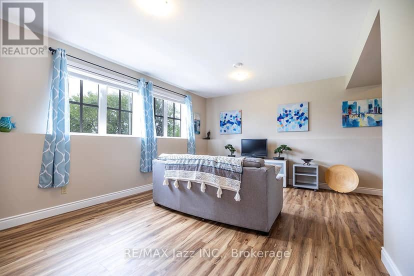 23 Bayview Drive — photo 32 of 40