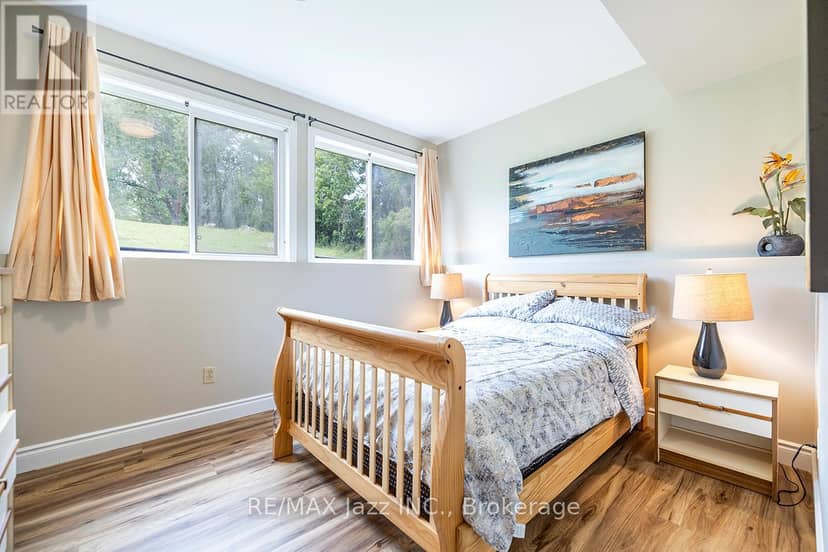 23 Bayview Drive — photo 40 of 40