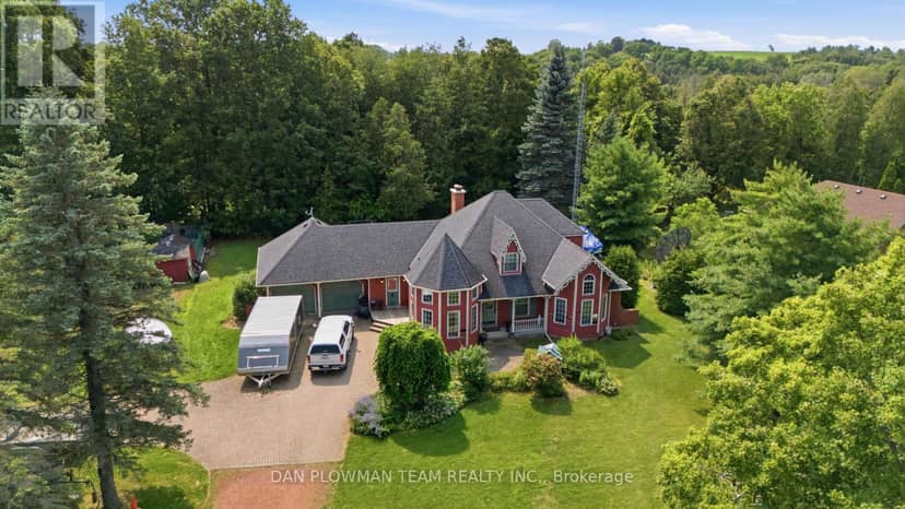 3310 Old Scugog Road — photo 1 of 33